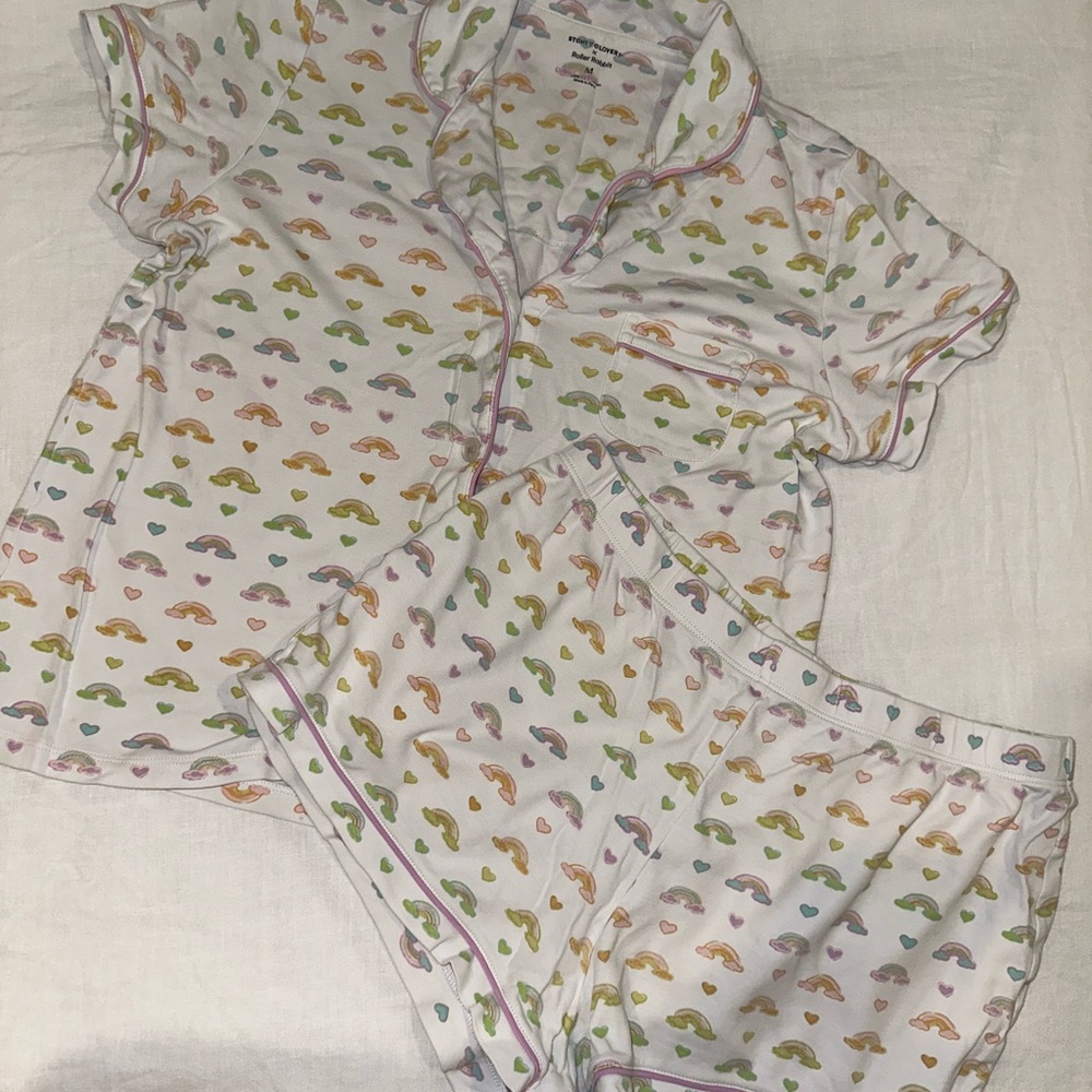 Roller Rabbit White Pajama Set with Short Sleeves and Playful Print
